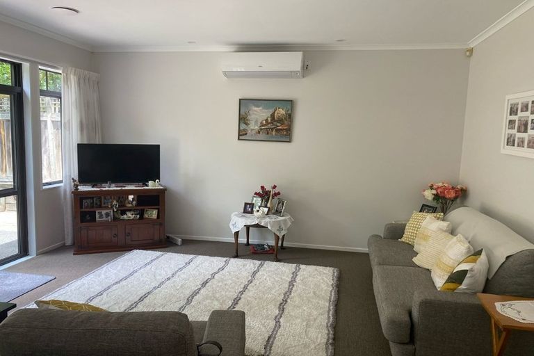 Photo of property in 5 Pepperdine Place, Albany, Auckland, 0632