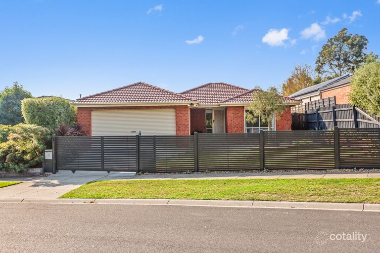 42 Orama Avenue, Carrum Downs, VIC 3201 Sale & Rental History