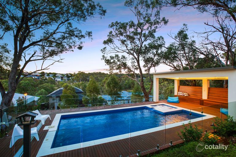 15 Fisher Crescent, Craigburn Farm, SA 5051 Sale & Rental History