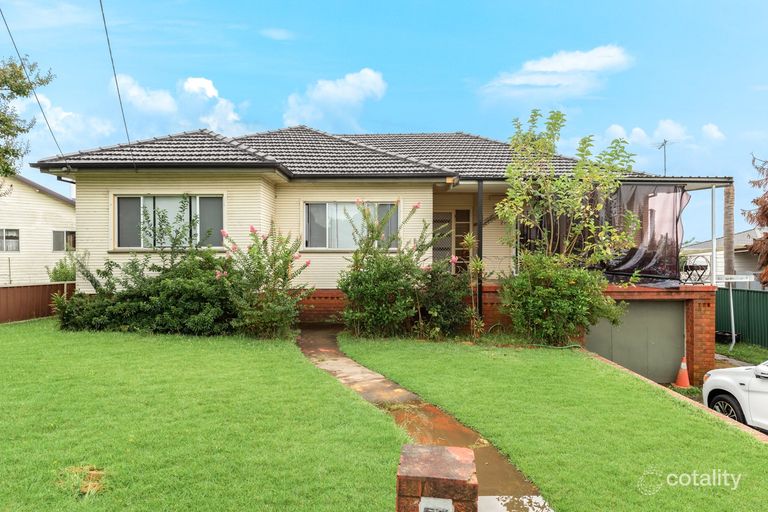 Property image of 27 Mcgowen Crescent Liverpool