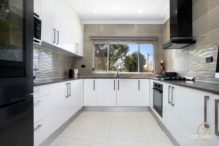 Property image of 4 Craigslea Place Canley Heights
