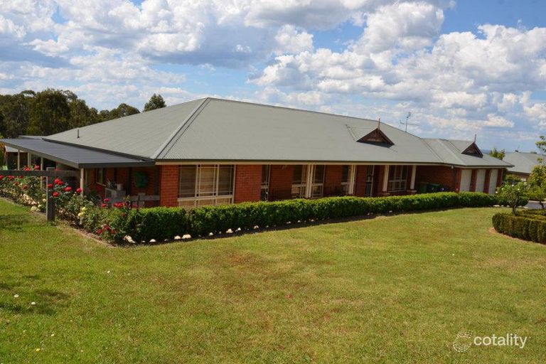 41 Egret Crescent, Yarramundi, NSW 2753 Sale & Rental History