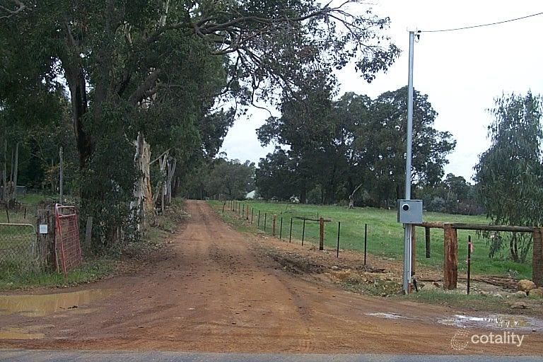 4590 Stoneville Road, Stoneville, WA 6081 Sale & Rental History