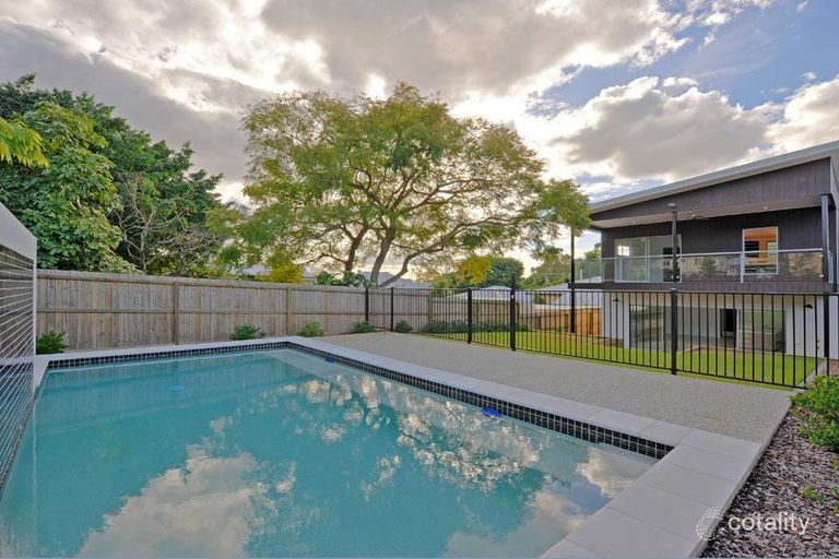 25 Paris Avenue, Morningside, QLD 4170 Sale & Rental History Property