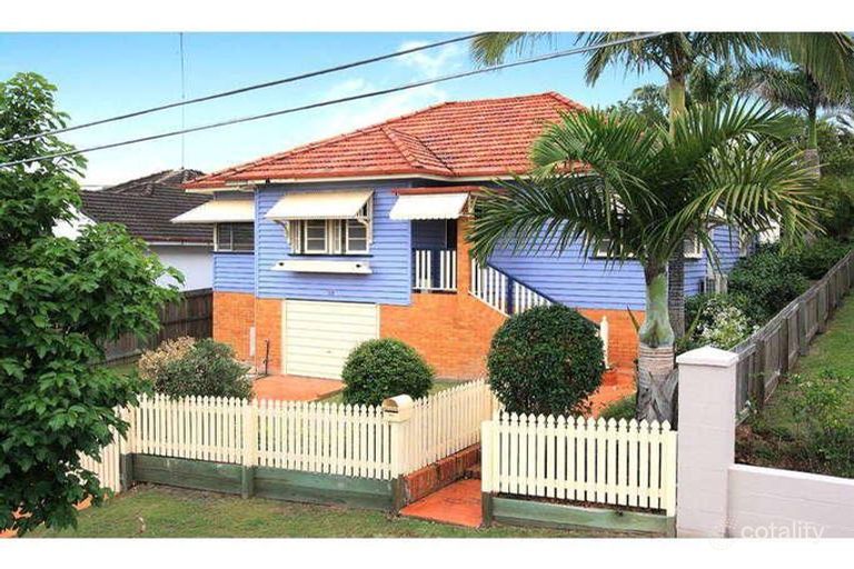 125 Lloyd Street, Camp Hill, QLD 4152 Sale & Rental History Property