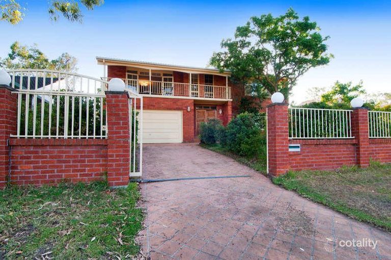 35 Rathowen Parade, Killarney Heights, NSW 2087 Sale & Rental History