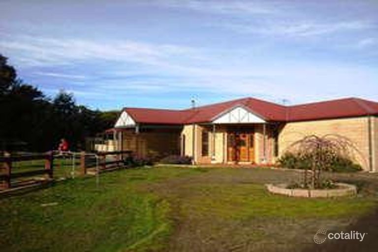 333 National Park Road, Kinglake West, VIC 3757 Sale & Rental History