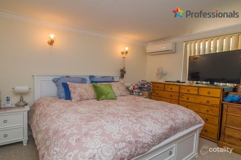 Property photo of 3000 Albany Highway Mount Nasura WA 6112