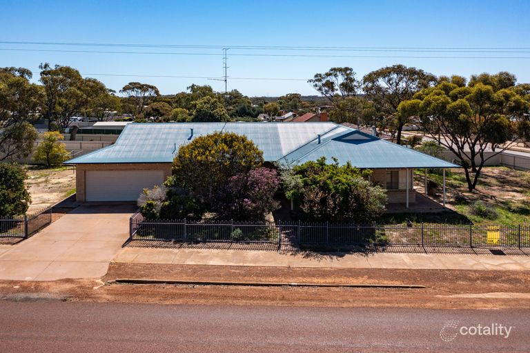 75 James Street, Goomalling, WA 6460 Sale & Rental History Property