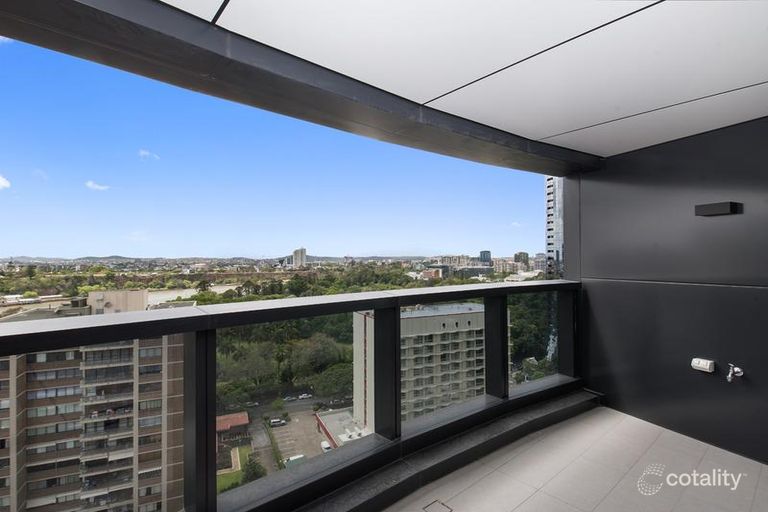 2016/222 Margaret Street, Brisbane City, QLD 4000 Sale & Rental History Price Estimator
