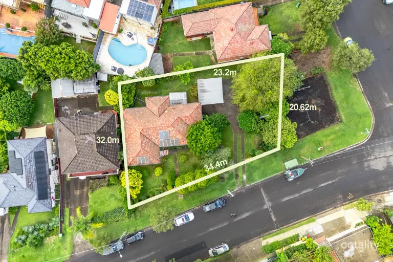 Property image of 18 Banks Road Earlwood