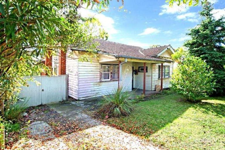 19 Rotherwood Road, Ivanhoe East, VIC 3079 Sale & Rental History