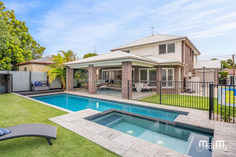 5 Lucinda Street, Gwynneville, NSW 2500 Sale & Rental History