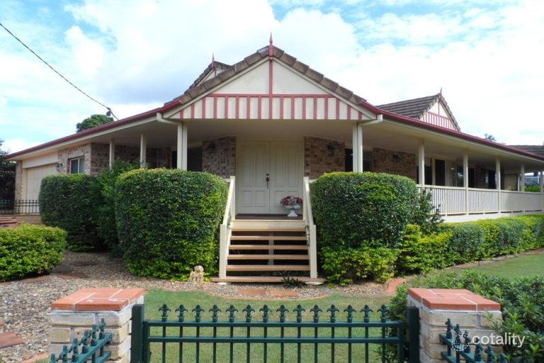 214 Wellington Street, Ormiston, QLD 4160 Sale & Rental History