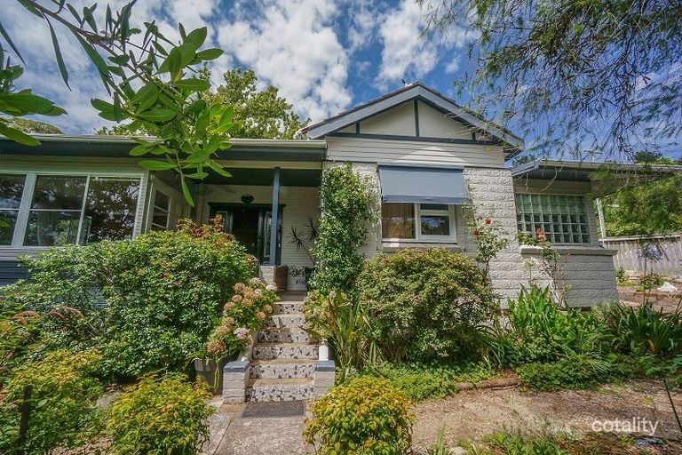 27 Falcon Street, Hazelbrook, NSW 2779 Sale & Rental History Property