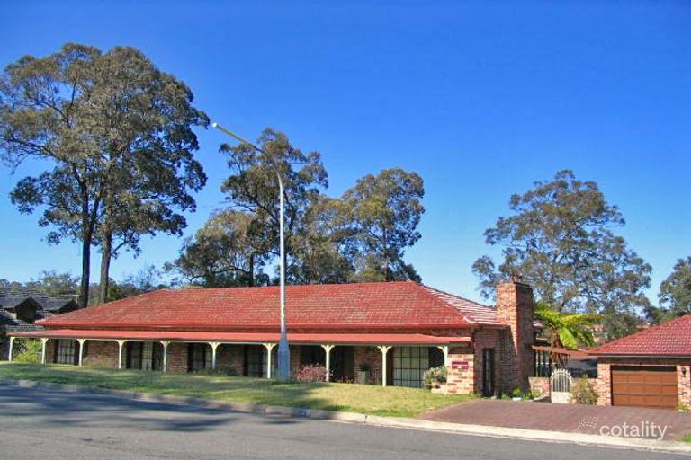 28 Castlewood Drive, Castle Hill, NSW 2154 Sale & Rental History