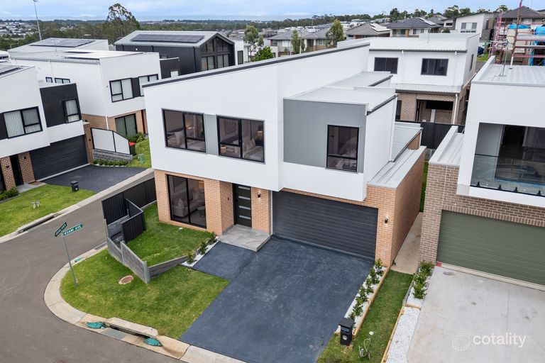 Property image of 10 Gauge Avenue Kellyville