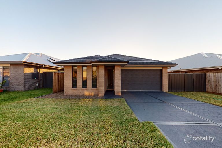 13 Red Baron Road, Chisholm, NSW 2322 Sale & Rental History Property
