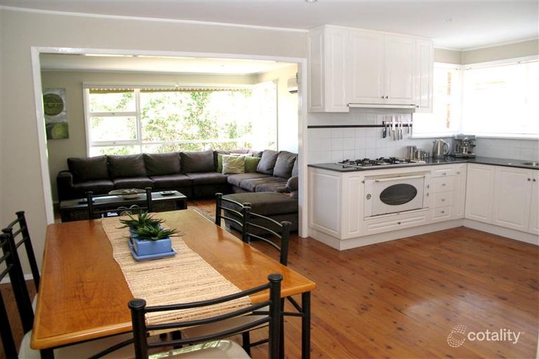 22 Ennerdale Crescent, Wheeler Heights, NSW 2097 Sale & Rental History