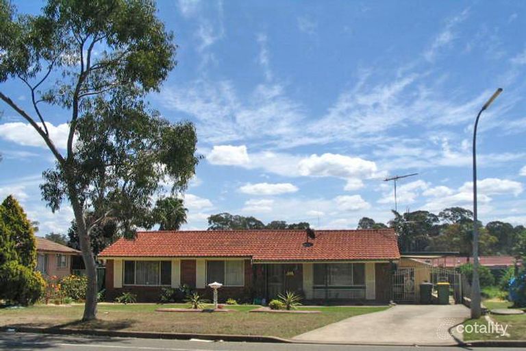 135 Greenbank Drive, Werrington Downs, NSW 2747 Sale & Rental History