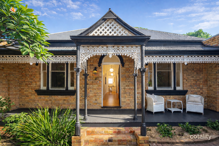 Property image of 27 Burlington Street Crows Nest