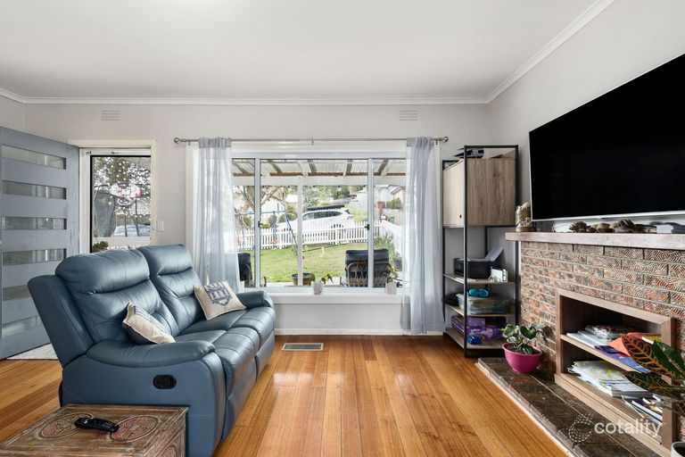 8 Albert Road , LILYDALE, VIC 3140 | CommBank