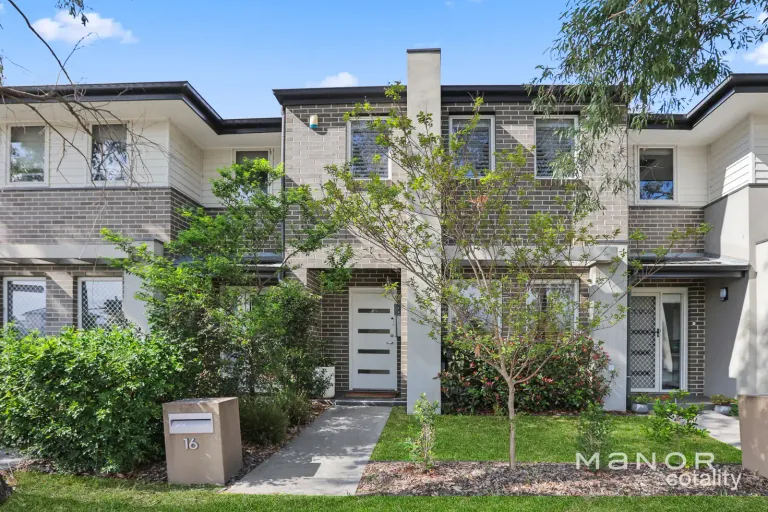 Property image of 16 Lyrebird Crescent The Ponds
