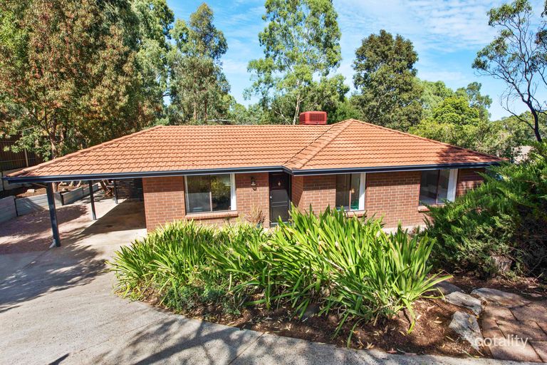 18 Brabham Grove, Aberfoyle Park, SA 5159 Sale & Rental History