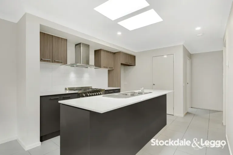 22 Milan Way , TRUGANINA, VIC 3029 | CommBank