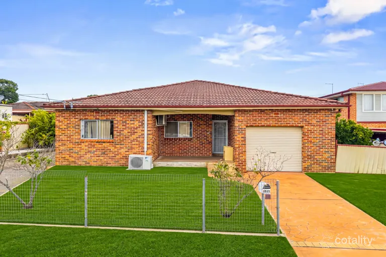 Property image of 166 Hawksview Street Guildford
