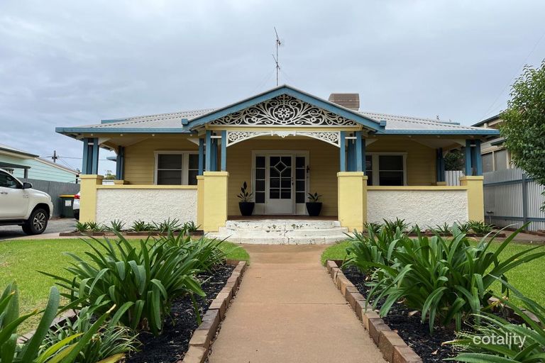 10 Currawang Avenue, Leeton, NSW 2705 Sale & Rental History Price