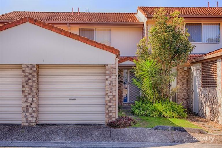 25/84 Highfield Drive, Merrimac, QLD 4226 Sale & Rental History