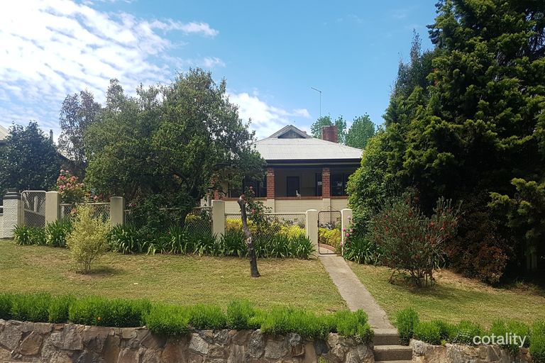 12 Isaacs Avenue, Yackandandah, VIC 3749 Sale & Rental History Property Value Estimator
