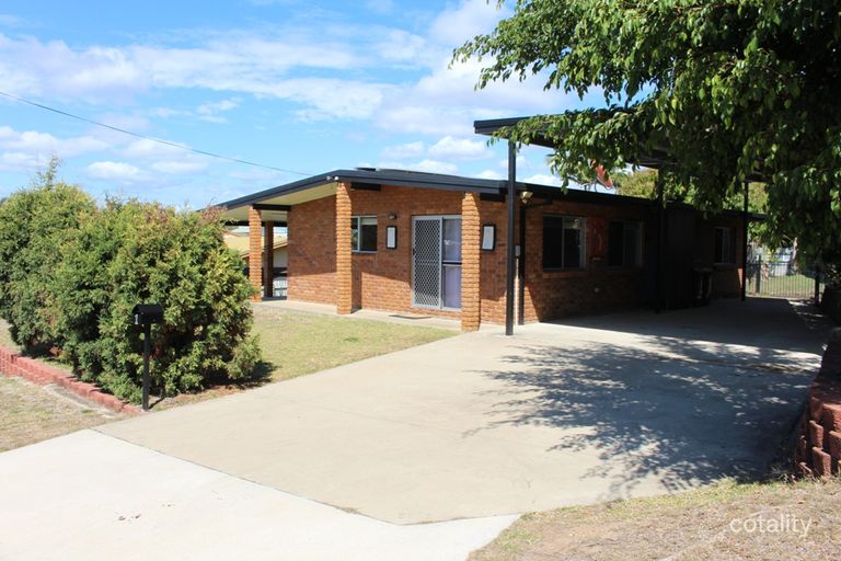 1 Pleasant Avenue, Tannum Sands, QLD 4680 Sale & Rental History