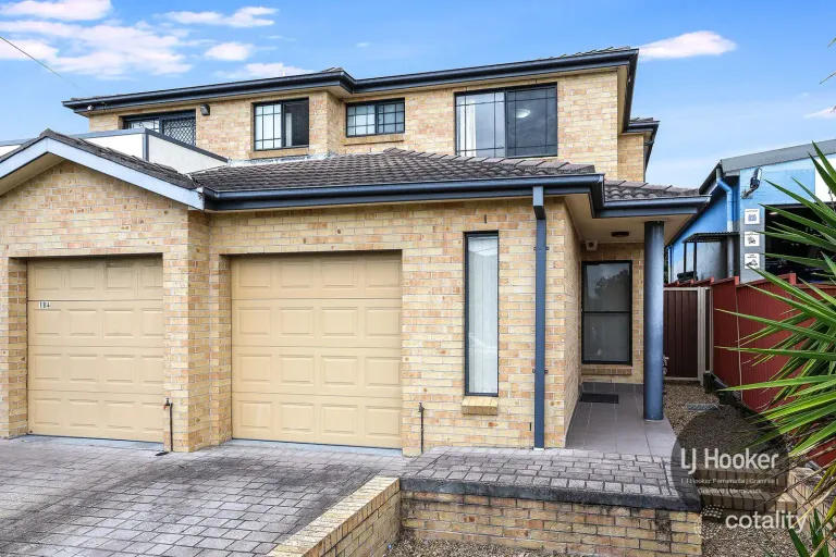 Property image of 184 Hawksview Street Guildford