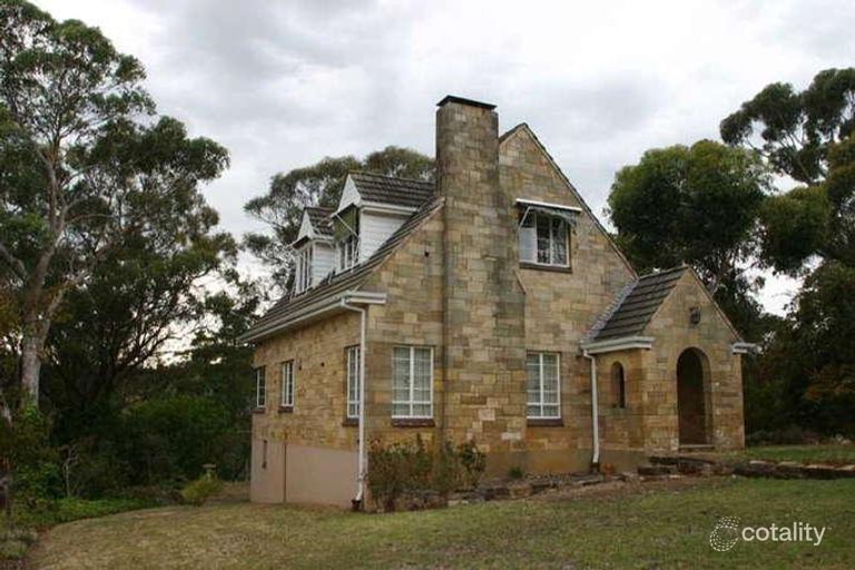 8 Euro Avenue, Eden Hills, SA 5050 Sale & Rental History Property Value Estimator